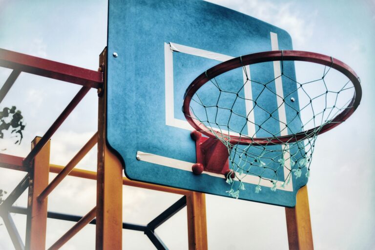 Podbij swoje możliwości z koszykówką: zasady gry